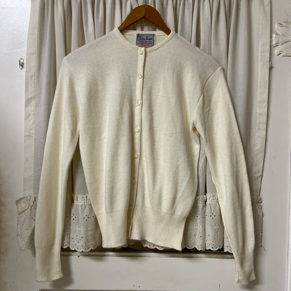 Vintage 1960’s  Cream Cardigan Sweater